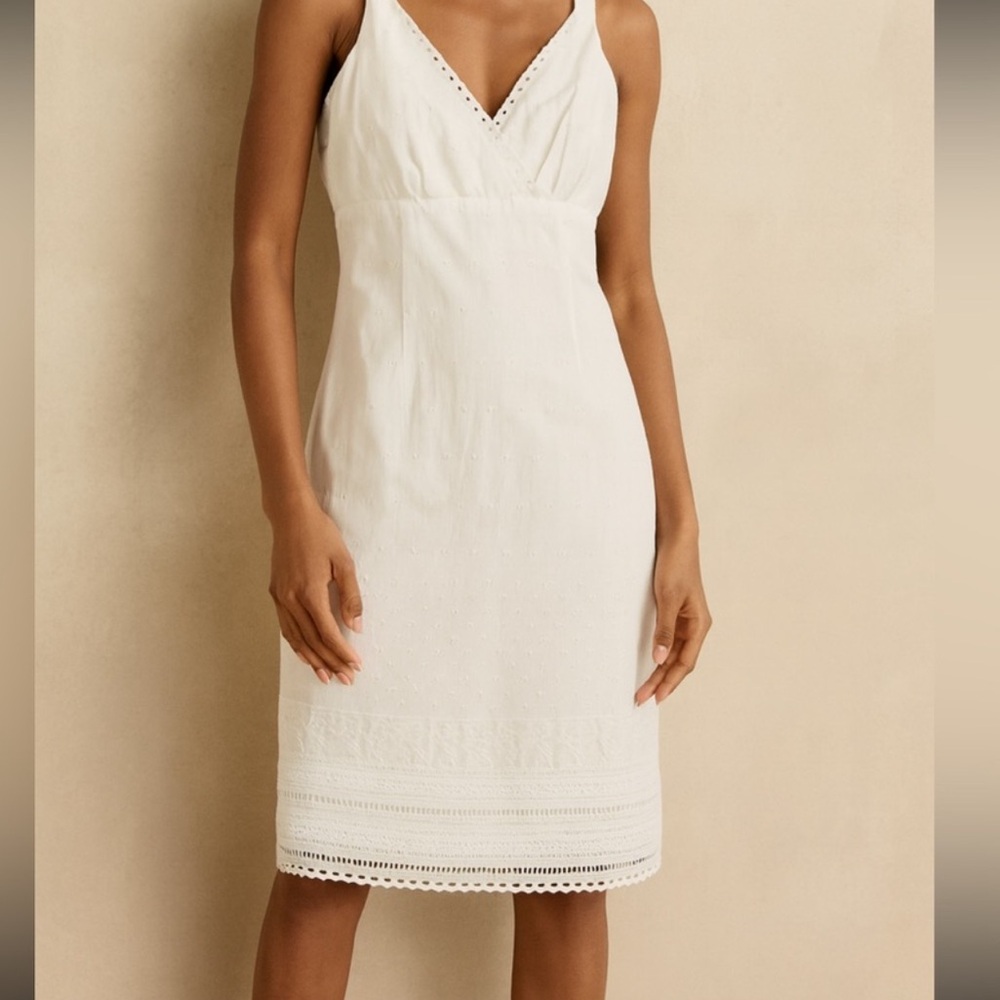 Lilly Pulitzer white dress, vintage, sleeveless, 💯 cotton. Zíper on the back.